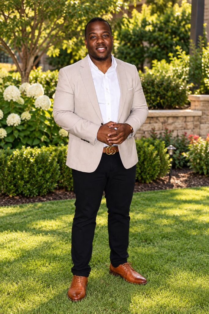 Barsun Daniels, groomsman